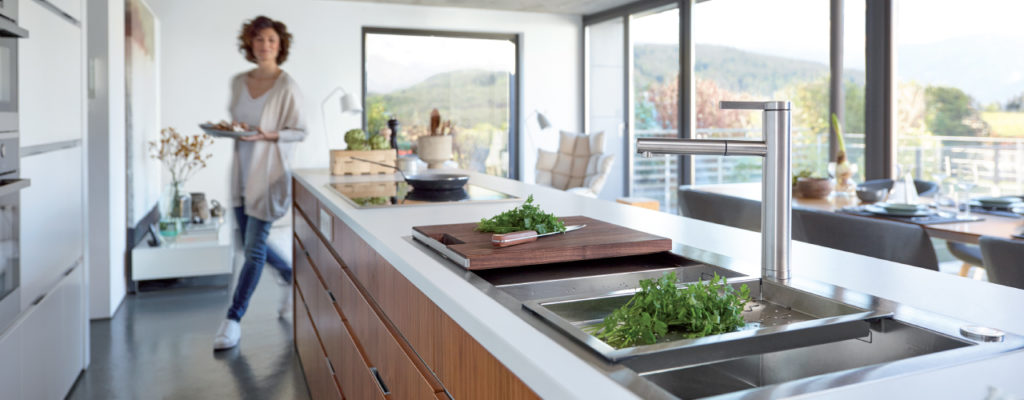 Kjøkkenvasker med godt design og riktig tilbehør gir en mer effektiv hverdag.